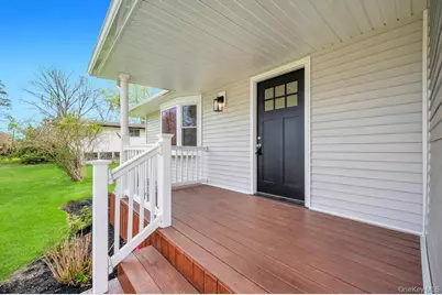 130 Farner Avenue, Selden, NY 11784 - Photo 4