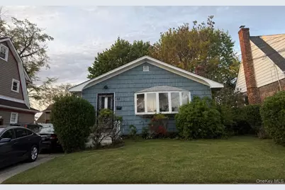 23 Allen Street, Hempstead, NY 11550 - Photo 2
