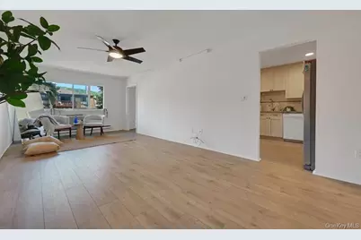 351 Richard Court, Pomona, NY 10970 - Photo 4