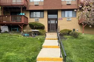 351 Richard Ct, Pomona, NY 10970 - Photo 2