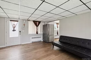 162 Parkwood Dr, Shirley, NY 11967 - Photo 2