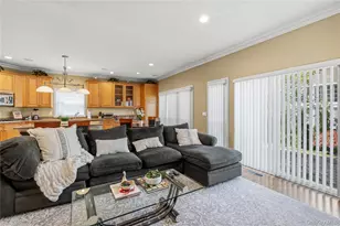 185 Sagamore Dr, Plainview, NY 11803 - Photo 14