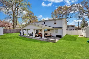 171 Prince Rd, Rocky Point, NY 11778 - Photo 10