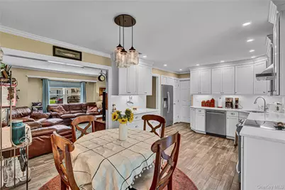 171 Prince Road, Rocky Point, NY 11778 - Photo 18