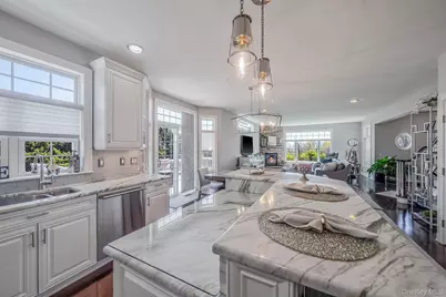 9 Sunset Lane, Patchogue, NY 11772 - Photo 12