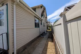216 N Ocean Ave, Freeport, NY 11520 - Photo 34