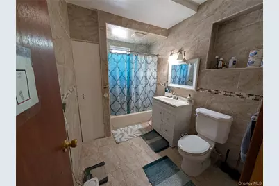 216 N Ocean Avenue, Freeport, NY 11520 - Photo 16