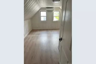 345 Walton Street, West Hempstead, NY 11552 - Photo 12