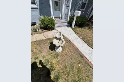345 Walton Street, West Hempstead, NY 11552 - Photo 4