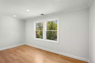 206 Beverly Rd, Huntington Station, NY 11746 - Photo 22