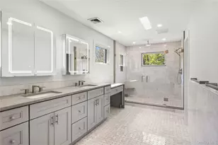 206 Beverly Rd, Huntington Station, NY 11746 - Photo 16