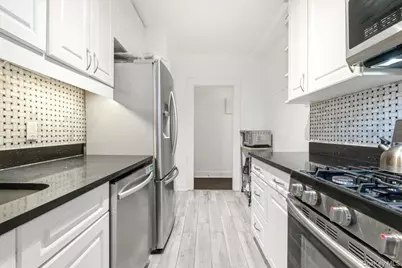 68-44 Burns Street #B2, Forest Hills, NY 11375 - Photo 10