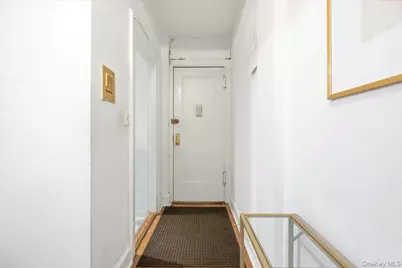 68-44 Burns Street #B2, Forest Hills, NY 11375 - Photo 4
