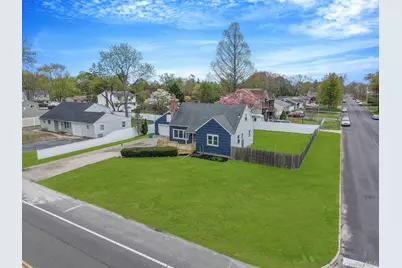 150 Spur Drive S, Bay Shore, NY 11706 - Photo 24