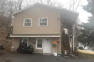 52 Lincoln Pl, Liberty, NY 12754 - Photo 2