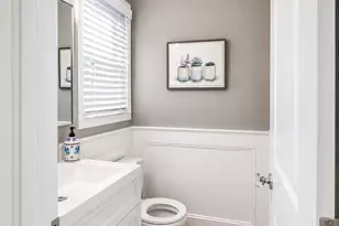 109 Aspen Dr E, Woodbury, NY 11797 - Photo 6