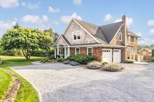 13A Brushy Neck Ln, Westhampton, NY 11977 - Photo 2