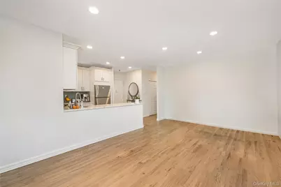 100 W Broadway #2DD, Long Beach, NY 11561 - Photo 10