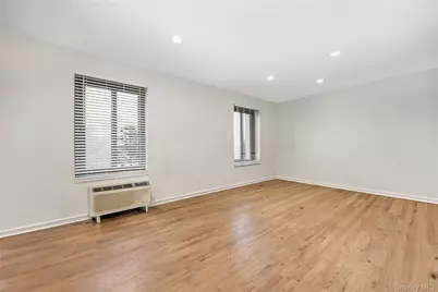 100 W Broadway #2DD, Long Beach, NY 11561 - Photo 8