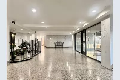 60-11 Broadway #6A, Woodside, NY 11377 - Photo 4