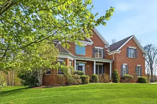 13 Chestnut Street, Hopewell Junction, NY 12533 - Photo 2