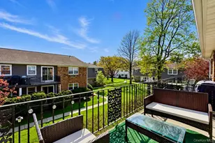 3609 N Wilshire Ln, Oakdale, NY 11769 - Photo 6