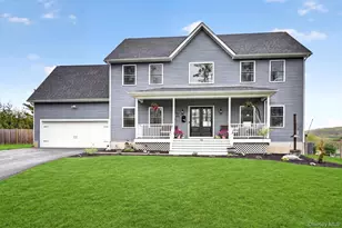 83 Lime Ridge Rd, Poughquag, NY 12570 - Photo 2