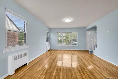 382 Old Country Road, Mineola, NY 11501 - Photo 2