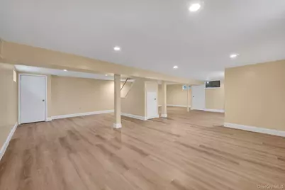 382 Old Country Road, Mineola, NY 11501 - Photo 22