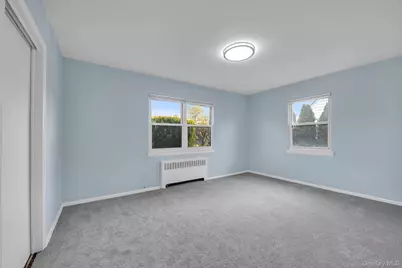 382 Old Country Road, Mineola, NY 11501 - Photo 12