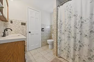 86 Tyler Ave, West Sayville, NY 11796 - Photo 12