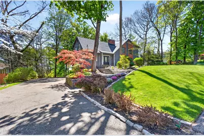 40 Brentwood Drive, Poughkeepsie, NY 12603 - Photo 1
