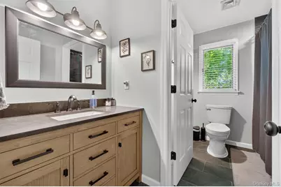 40 Brentwood Drive, Poughkeepsie, NY 12603 - Photo 42