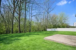 33 Greenwood Ln, White Plains, NY 10607 - Photo 18