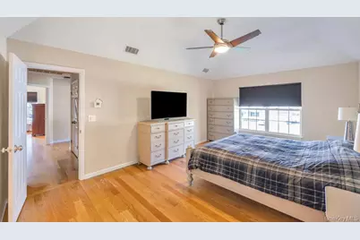27 Grant Street, Port Jefferson Station, NY 11776 - Photo 32