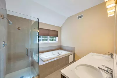27 Grant Street, Port Jefferson Station, NY 11776 - Photo 34