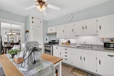 32 Demarest Avenue, West Haverstraw, NY 10993 - Photo 20