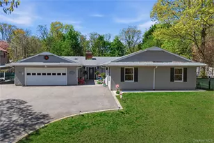 197 Stony Hollow Rd, Greenlawn, NY 11740 - Photo 2