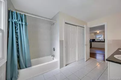 64 Cottage Place, Mineola, NY 11501 - Photo 16
