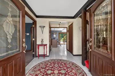 4 Innsbruck Boulevard, Hopewell Junction, NY 12533 - Photo 6