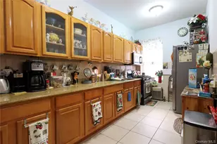 21-30 36th St, Astoria, NY 11105 - Photo 18