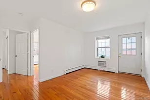 35-06 Leavitt St, Flushing, NY 11354 - Photo 4