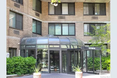 138-35 Elder Avenue #14K, Flushing, NY 11355 - Photo 2