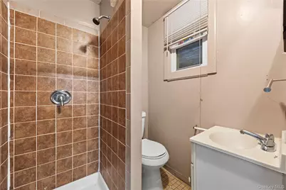 847 Castle Hill Avenue, Bronx, NY 10473 - Photo 6