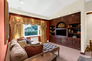 14 Jane Dr, Old Bethpage, NY 11804 - Photo 16