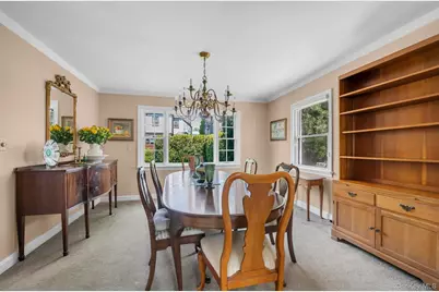 11 Garden Drive, Lynbrook, NY 11563 - Photo 4