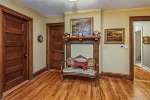 110 Red Spring Ln, Glen Cove, NY 11542 - Photo 32