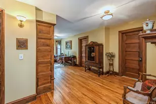 110 Red Spring Ln, Glen Cove, NY 11542 - Photo 30