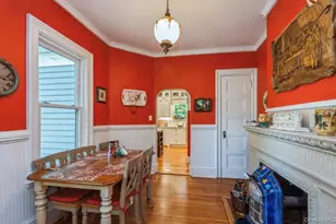 110 Red Spring Ln, Glen Cove, NY 11542 - Photo 20