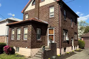 13-03 139th St, Whitestone, NY 11357 - Photo 2